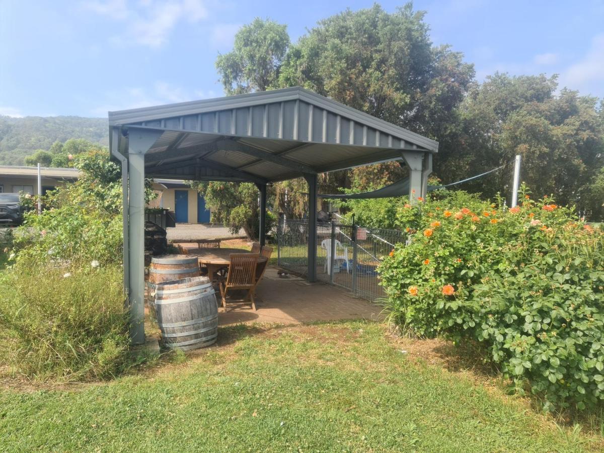 Valley View Motel Murrurundi Екстер'єр фото