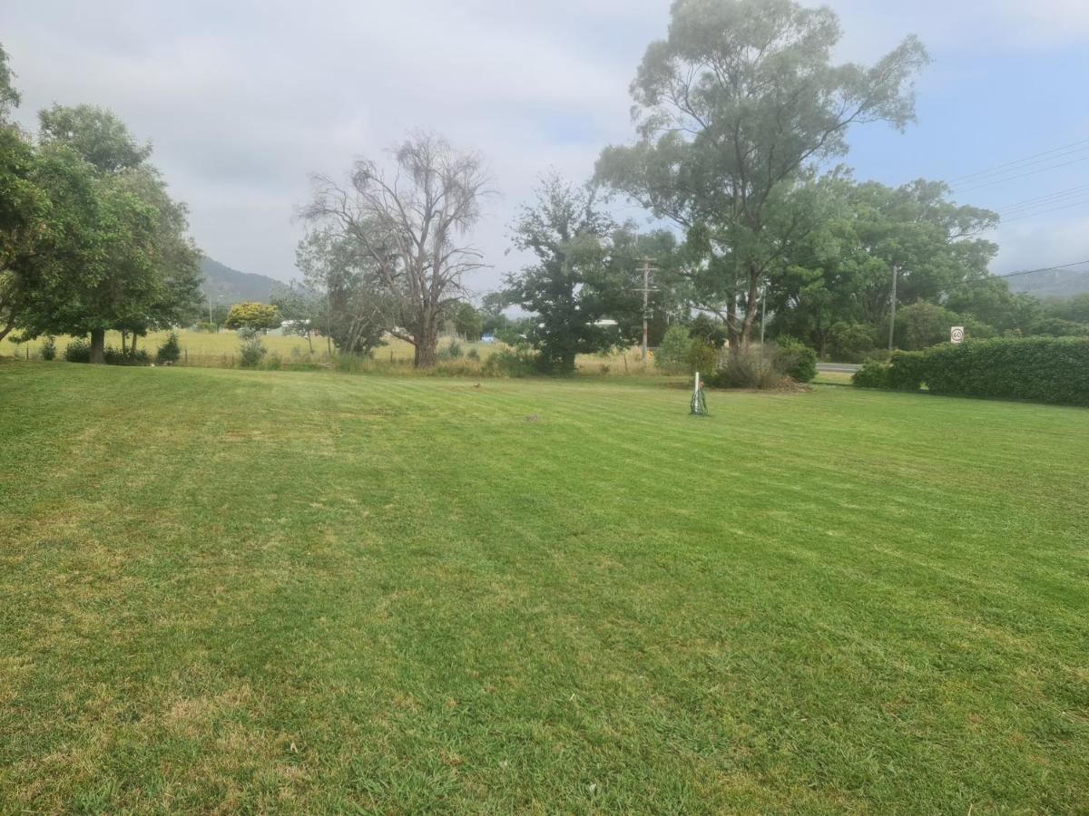 Valley View Motel Murrurundi Екстер'єр фото